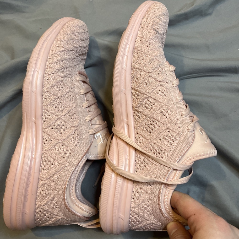 APL x LULULEMON TechLoom Phantom in Faint Coral Women's Size 10 - Picture 9 of 9